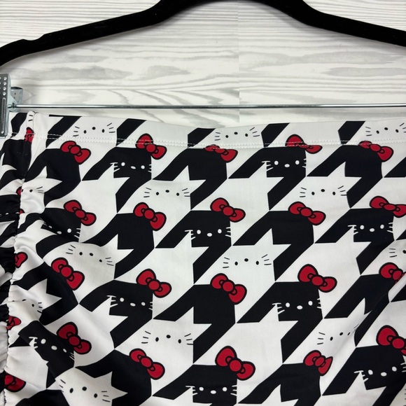 Torrid Hello Kitty High Waist Gingham Ruched Swimsuit Skort Size 5X NWT - Picture 4 of 12